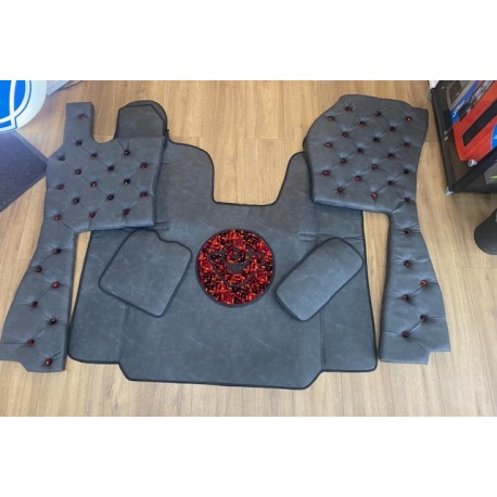 TAPIS CAPITONÉS SCANIA R3 DELUXE NOIR DANOIS ROUGE TAPIS CAPITONÉS SCANIA R3 DELUXE NOIR DANOIS ROUGE