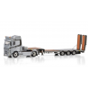 BECATRANS BV VOLVO FH5 SLEEPER CAB 4X2 SEMI LOW LOADER WITH RAMPS - 3 AXLE