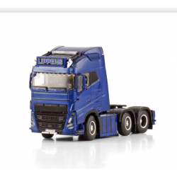 LIPPENS VOLVO FH5 GLOBETROTTER 6X2 TWIN STEER