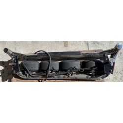 DÉPOT VENTE - Rampe de calandre Volvo FH4/5 + 4 longues-portées
