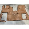 Tapis et Couvre Moteur Gaufré Marron pour NG S passager non pneumatique