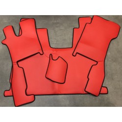 Tapis et Couvre Moteur Lisse Rouge pour Scania NG cabine R passager non pneumatique