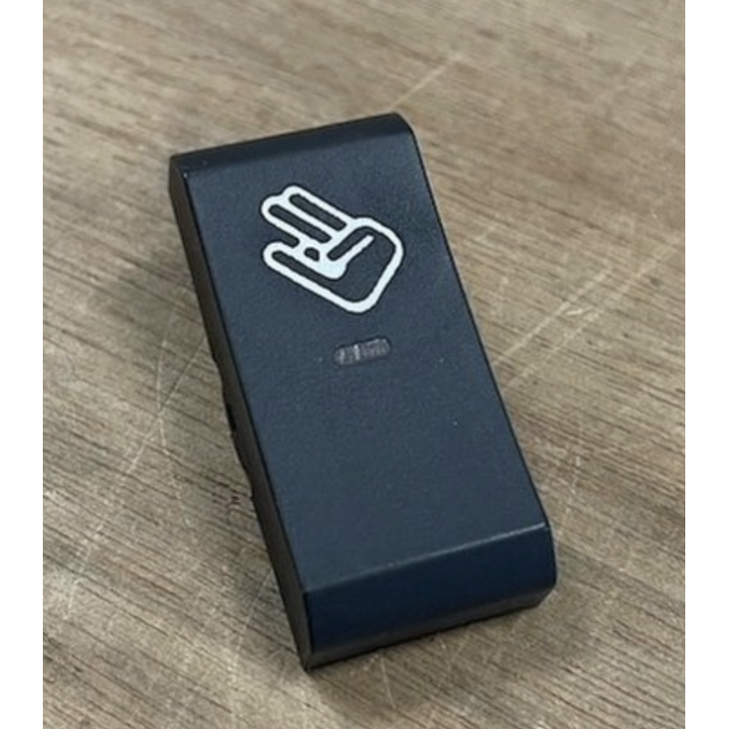 COUVRE BOUTON LOGO HORNBLASTER DAF XF106 COUVRE BOUTON LOGO HORNBLASTER DAF XF106