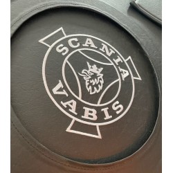 Tapis et Couvre Moteur Lisse Noir Eclairé Rouge Pour Scania NG R passager non pneumatique