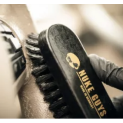 NUKE GUYS - LEATHER AND TEXTILE BRUSH - PETITE