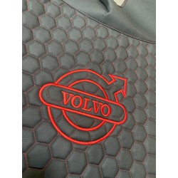 TAPIS CAPOT MOTEUR VOLVO FH4/5 - PASSAGER PNEUMATIQUE - DYNAMIQUE NOIR/ROUGE