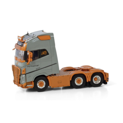 RGJ TRANSPORT VOLVO FH5 GLOBETROTTER XL 6X2 TWIN STEER