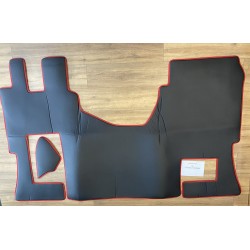 TAPIS MERCEDES ACTROS MP5 À PARTIR DE 2011 NON PNEUMATIQUE LISSE NOIR CONTOUR ROUGE