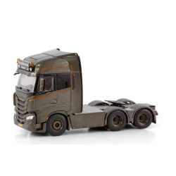 PETER BINNENDIJK TRUCKING IVECO S-WAY AS HIGH 6X2 TAG AXLE