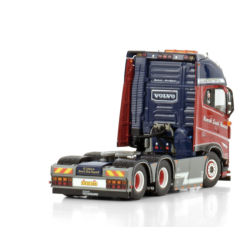 HENRIK LUND HANSEN VOLVO FH5 GLOBETROTTER XL 6X2 TAG AXLE
