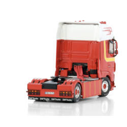 MICHAEL / NAUJOK DAF XF SUPER SPACE CAB MY2017