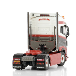 RENS VERKLEIJ VOLVO FH5 GLOBETROTTER 4X2