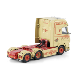 LARS E. NIELSEN DAF XG+ 6X2 TAG AXLE - 01-4633