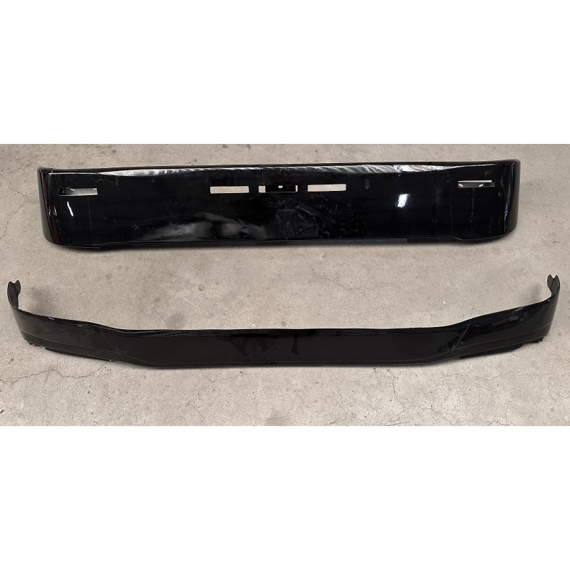 DÉPOT VENTE - LOT VISIÈRE SCANIA NG + PARE PERROQUET PEINTS EN NOIR