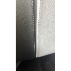 TAPIS CAPOT MOTEUR VOLVO FH4/5 AÉRO PNEUMATIQUE LISSE PREMIUM GRIS/NOIR LISSE   LOGO ÉLAN NOIR/GRIS