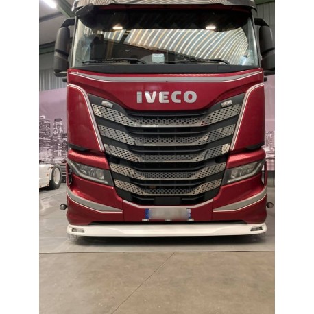 Rajout de spoiler Iveco S-WAY