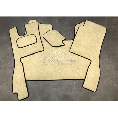 Tapis et Couvre Moteur Scania Next Gen cabine R Gamme Deluxe Beige Lisse Siège passager strapontin Tapis et Couvre Moteur Scania Next Gen cabine R Gamme Deluxe Beige Lisse Siège passager strapontin