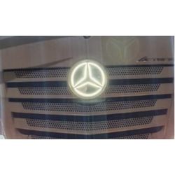 Plexiglass Logo Mercedes MP4 Eclairage Blanc