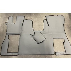 Tapis et Couvre Moteur Lisse Gris pour Scania NG cabine S passager non pneumatique