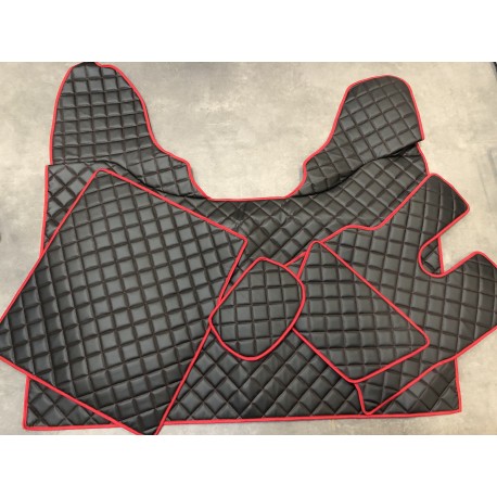 Tapis et Couvre Moteur Gaufré Noir pour DAF 106 après 2017