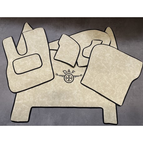 Tapis et Couvre Moteur Daf XF 2022 Pneumatique Gamme Deluxe Beige Lisse