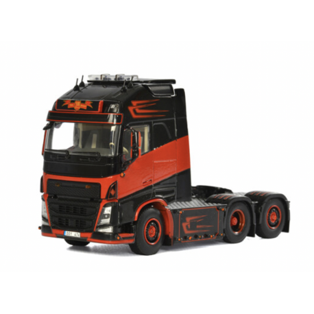 JIMMY ROSENQVIST TRANSPORT AB VOLVO FH 4 GLOBETROTTER XL 6X2 TAG AXLE