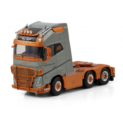 RGJ TRANSPORT VOLVO FH5 GLOBETROTTER XL 6X2 TWIN STEER
